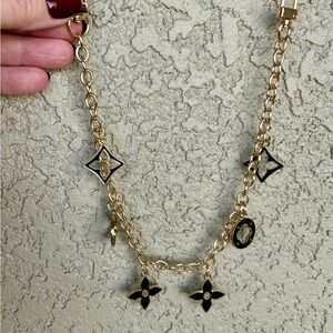 Luxury Gold and Black Bag-Charm Chain